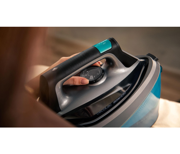 Cecotec ŻELAZKO CECOTEC IRONHERO H-2800 STATION - 1487747 - zdjęcie 9